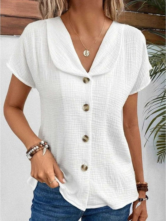 Buttoned top with collar