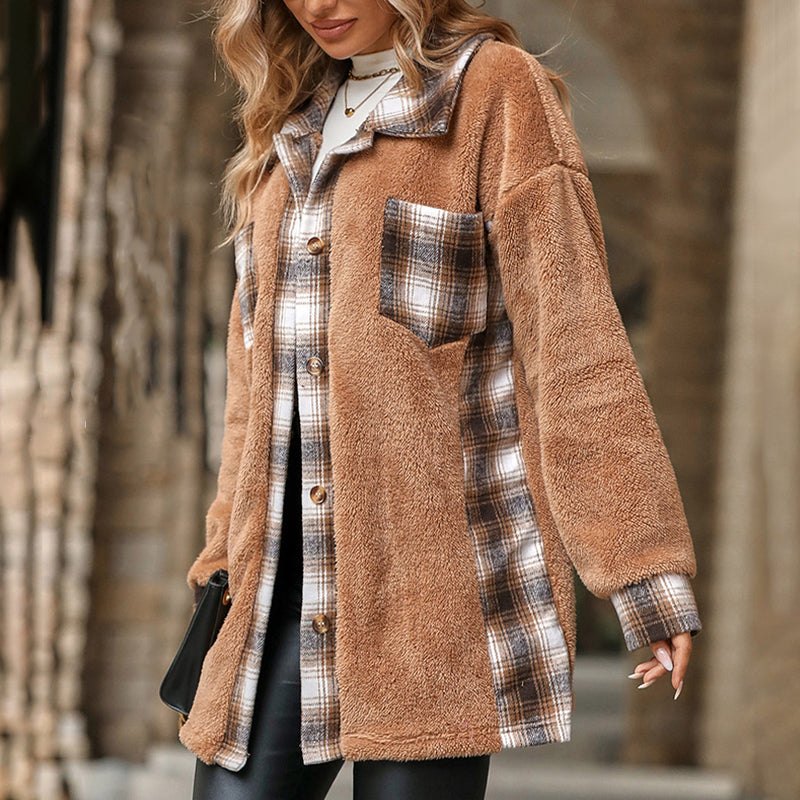 Elegant chequered winter coat: ideal for cold days