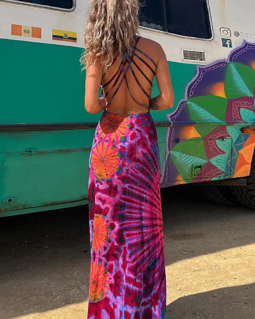 Maxi dress with lacing and tie-dye print