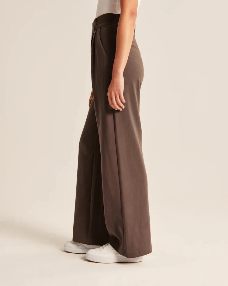 Oversized elasticated trousers