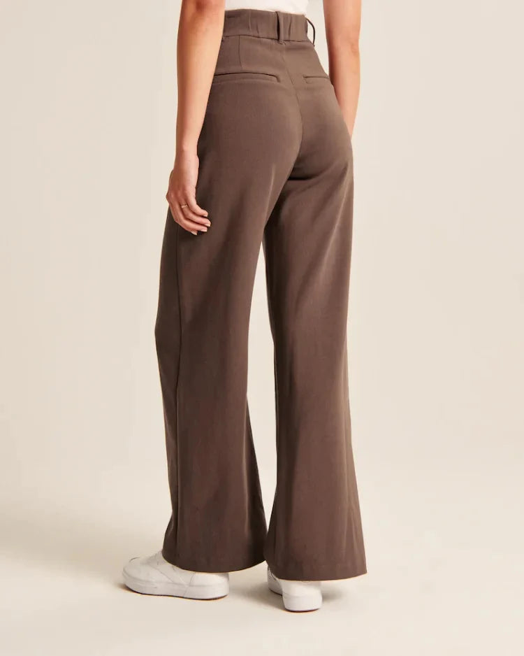 Oversized elasticated trousers