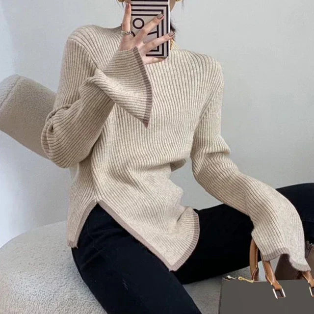 Autumn jumper with flare sleeves