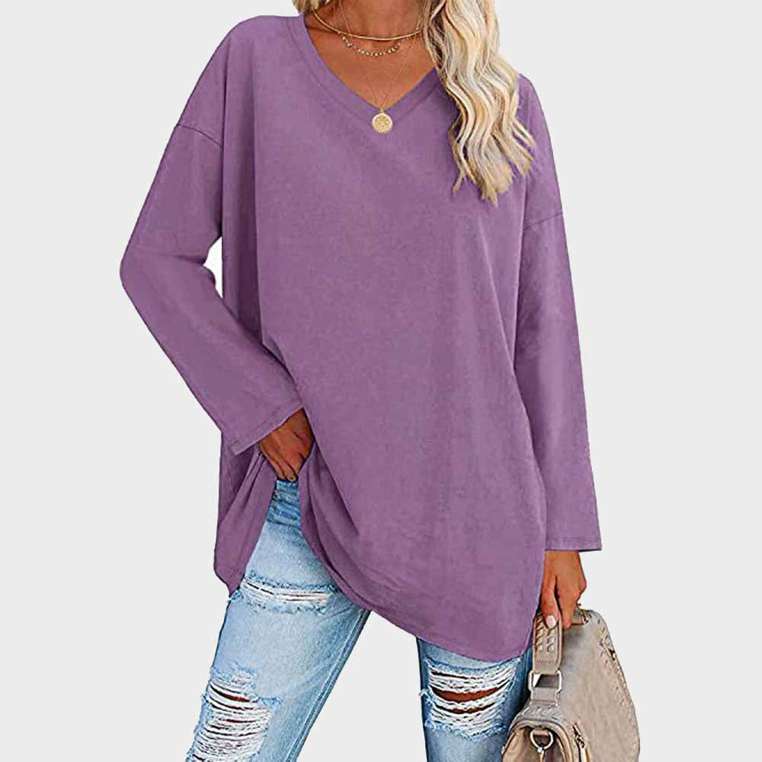 Elegant long-sleeved blouse with V-neckline