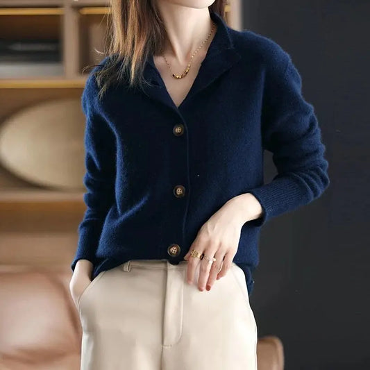 Women - Cardigan - Elegant Knitwear - Stylish and Comfortable Layering Essential