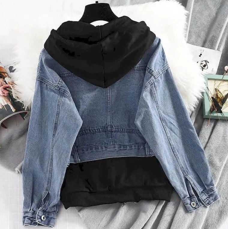 Fashionable hooded jacket