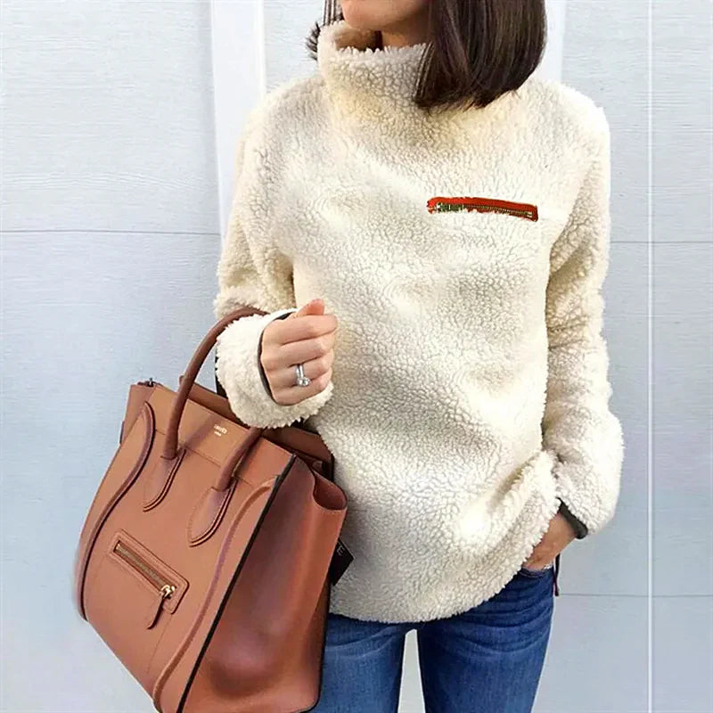 Women - Turtleneck Jumper - Cozy Knit, Long Sleeve - Stylish Winter Essential