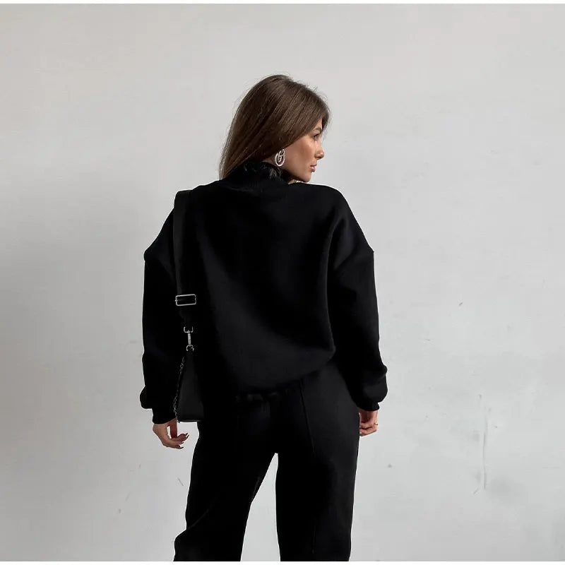 Tracksuit - Stylish and comfortable