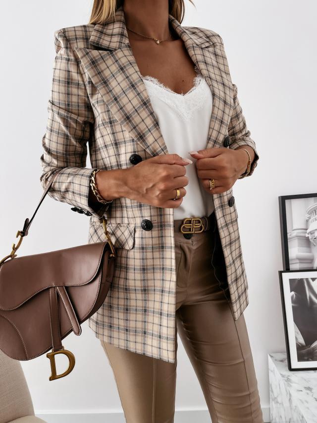 Cosy commuter blazer