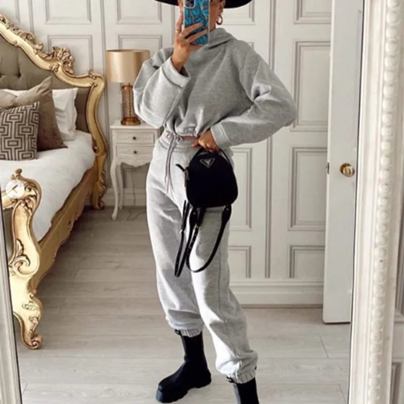 Tracksuit - Fashionable and comfortable