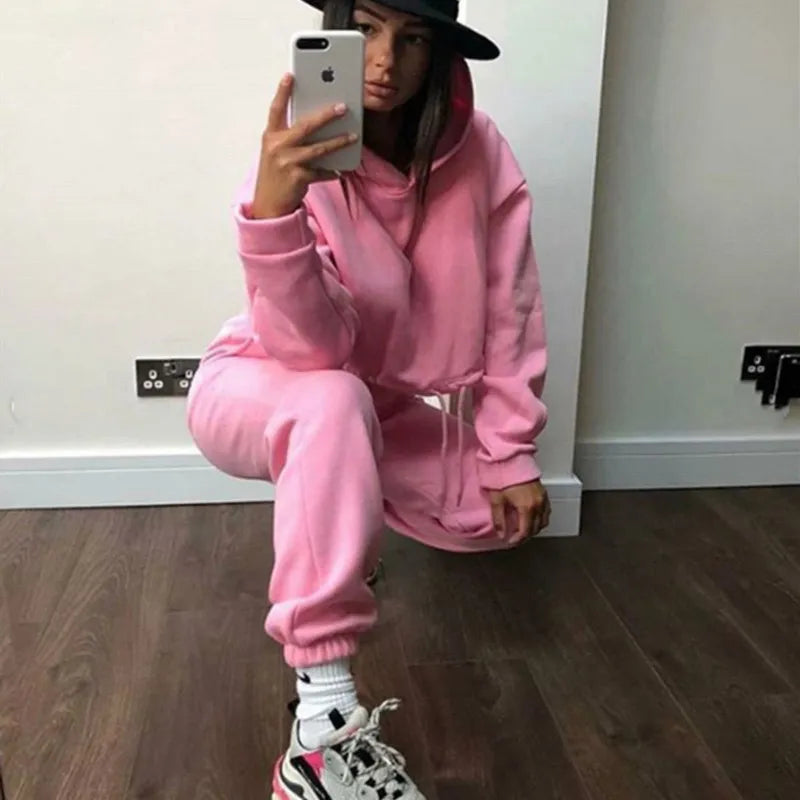 Tracksuit - Fashionable and comfortable