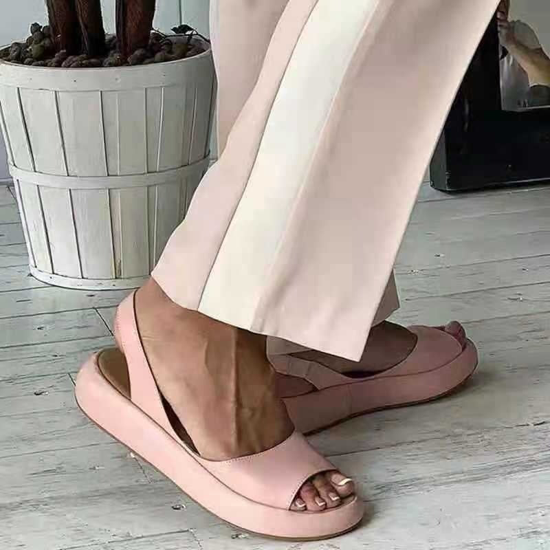 Fashionable women's sandals