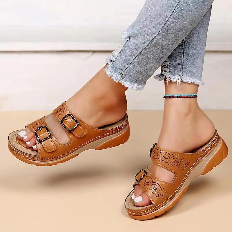 Platform wedge sandals with double buckle