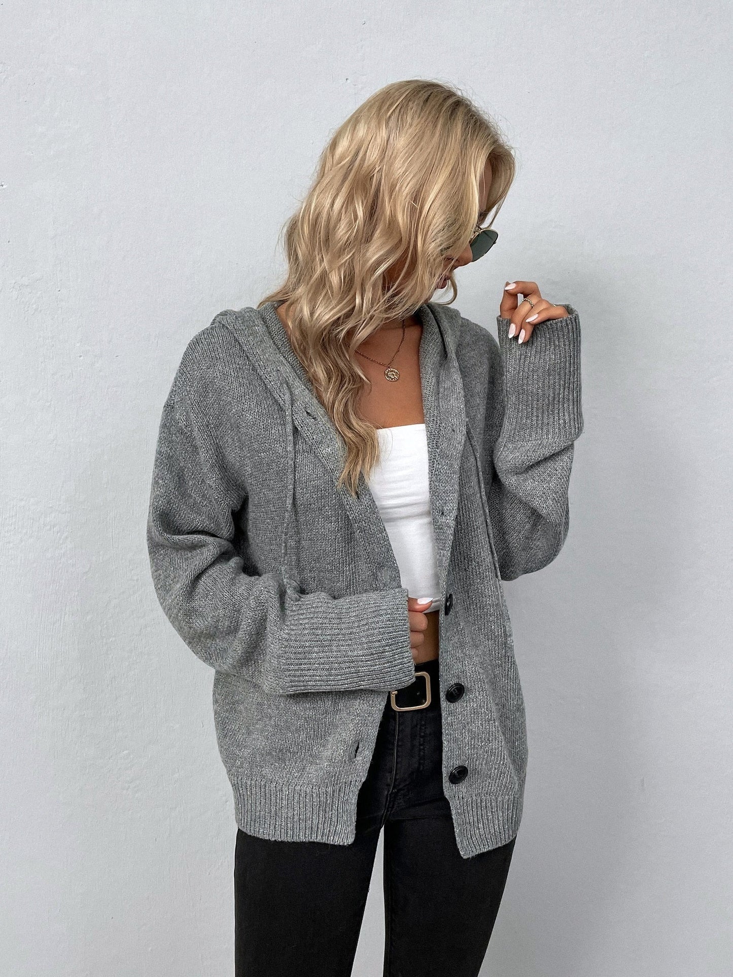 Women - Cardigan - Cozy Hooded Style - Soft Knit for Comfort and Warmth