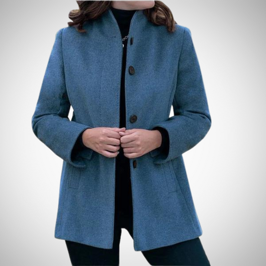 Elegant buttoned jacket for women