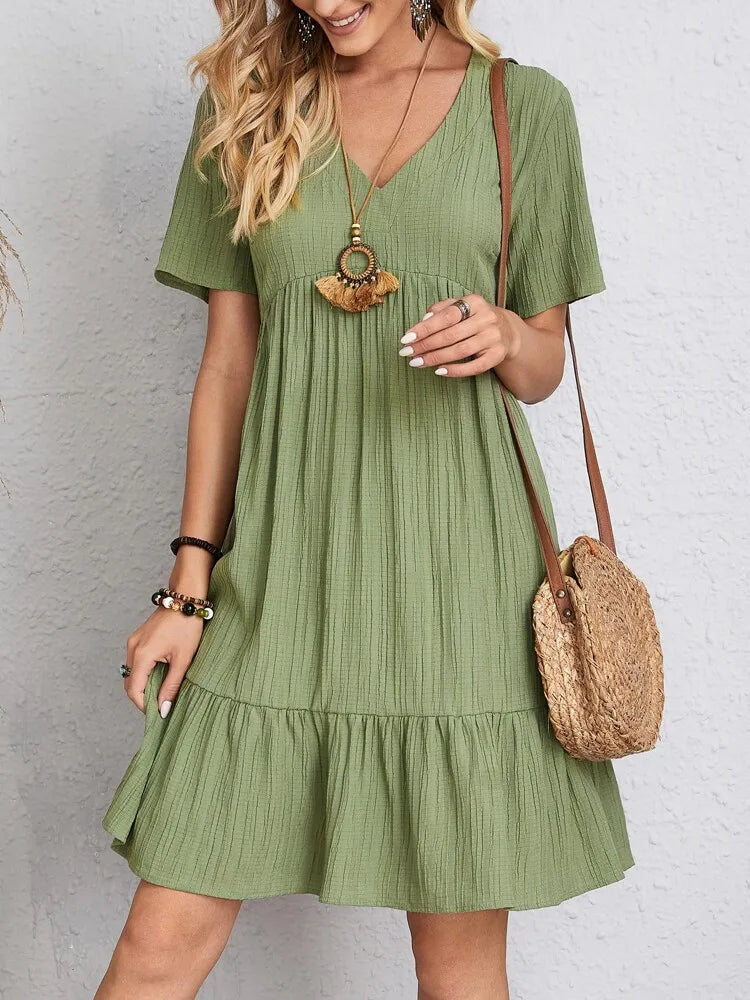 Airy dress with V-neckline