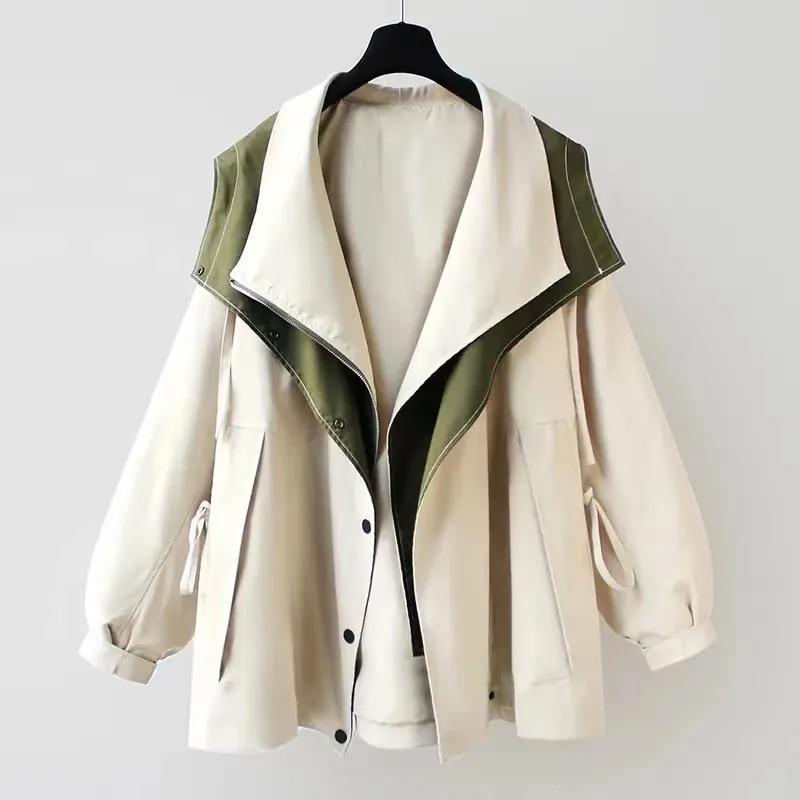 Women - Trench Coat - Lightweight, Elegant Design - Stylish Green Outerwear for All Seasons