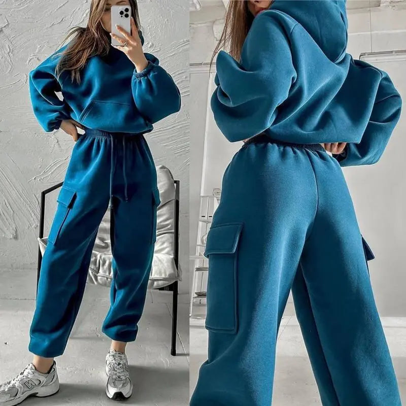 Tracksuit - Comfortable and fashionable