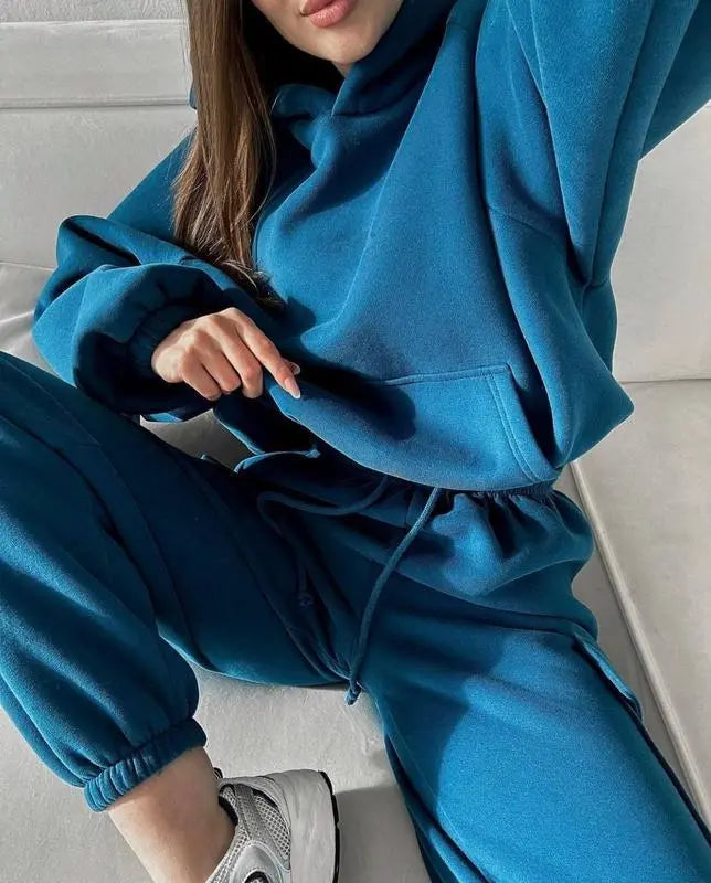 Tracksuit - Comfortable and fashionable