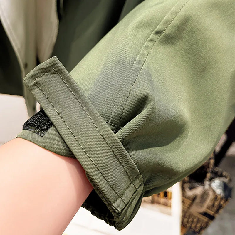 Women - Trench Coat - Lightweight, Elegant Design - Stylish Green Outerwear for All Seasons