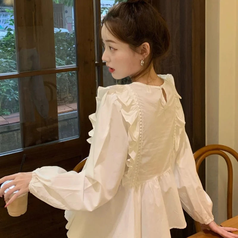 Elegant ruffled blouse