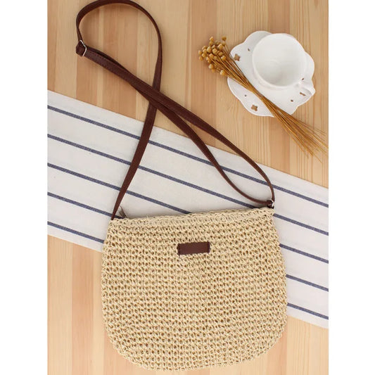 Women's casual straw knitted shoulder bag with inner zip pocket