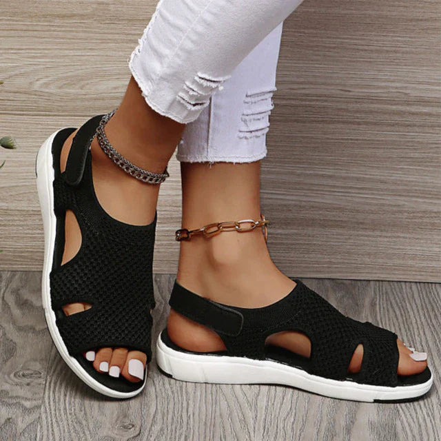 Women's sandals with breathable material