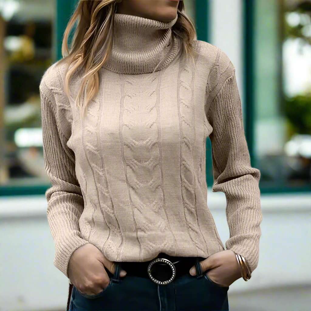 Women's Classic Jumper - Cozy Cable Knit Pattern - Perfect for Layering and Style