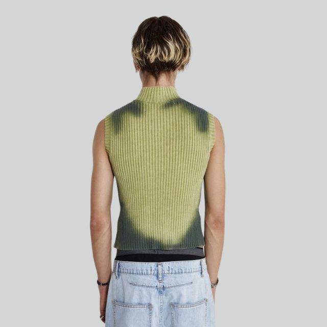 Turtleneck waistcoat with zip