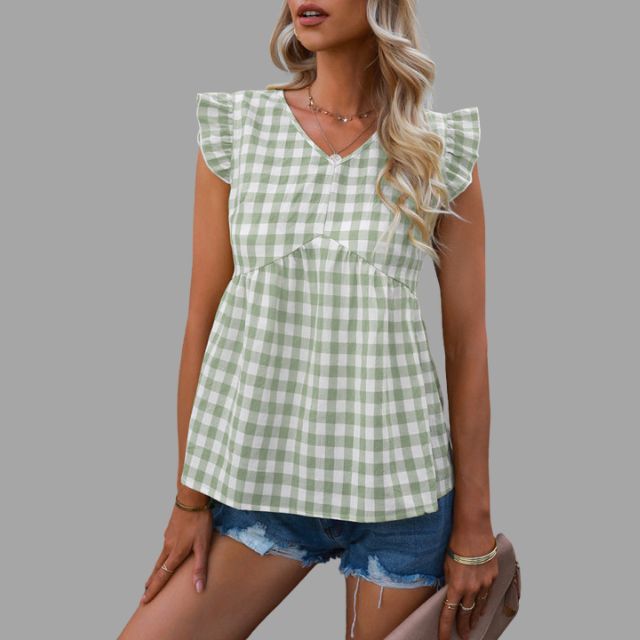 Checked gingham blouse with ruffled sleeves