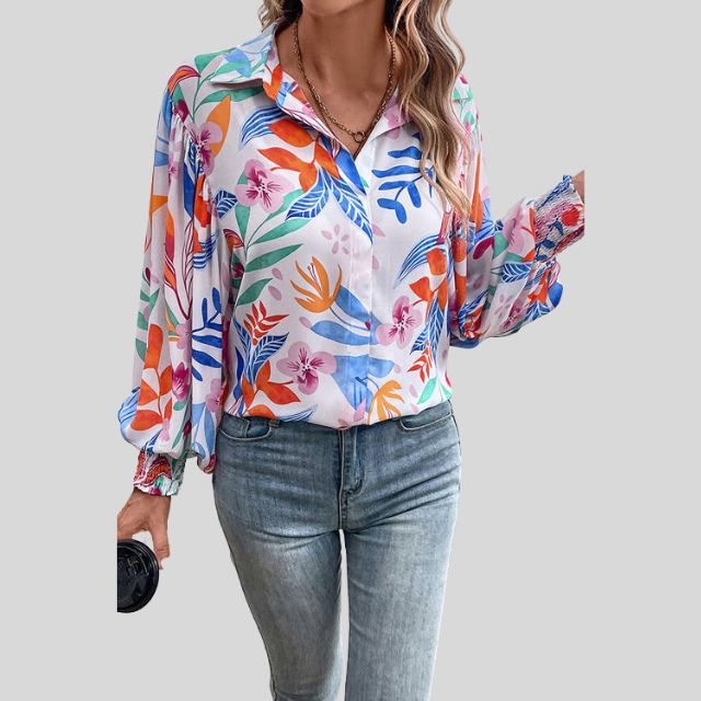 Flowing blouse with floral print