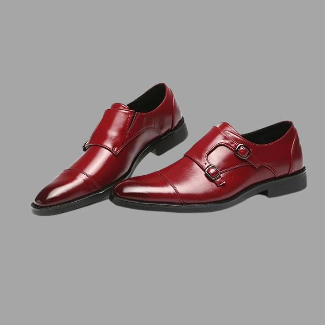 Elegant leather shoes with monk straps