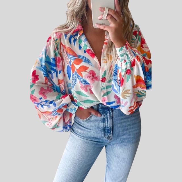 Flowing blouse with floral print