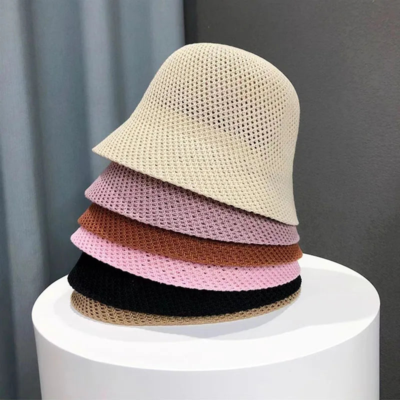 Thin, breathable sun hat for women