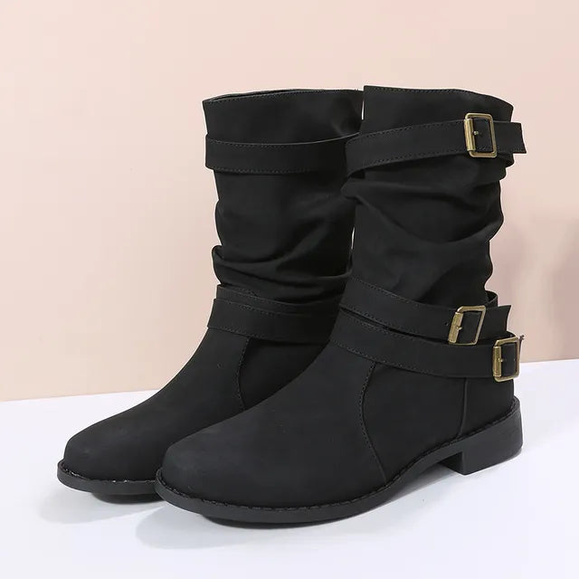 Ankle boot with round toe