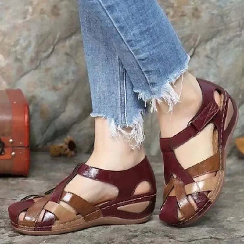 Summer sandals with a low heel