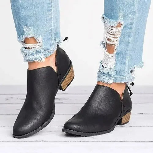 Ankle boot with heel