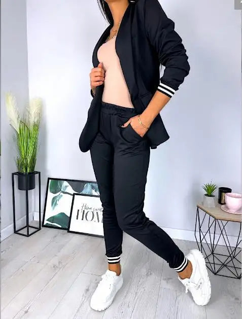 Double-breasted blazer trouser suit for spring