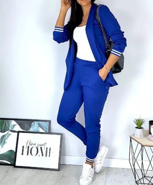 Double-breasted blazer trouser suit for spring