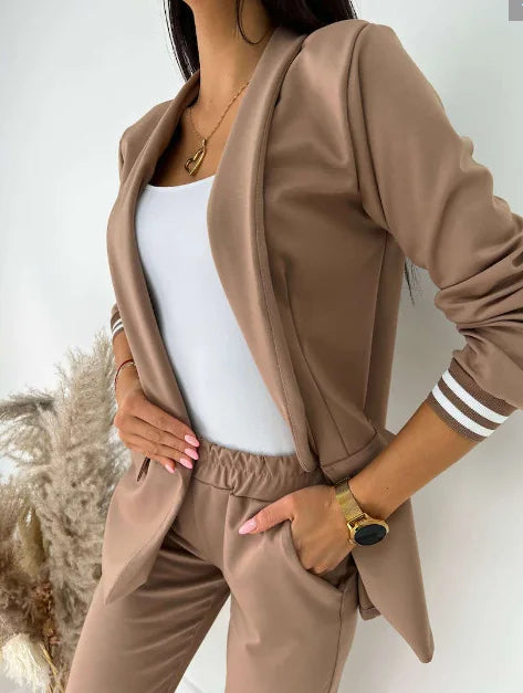 Double-breasted blazer trouser suit for spring