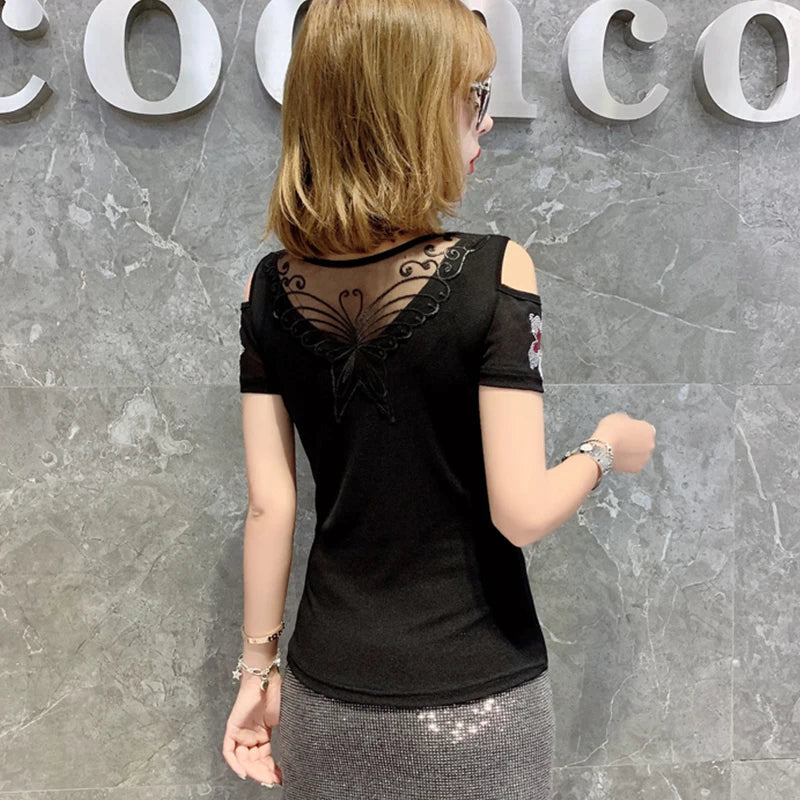 Stretchy, slim-fit mesh T-shirt in Korean style