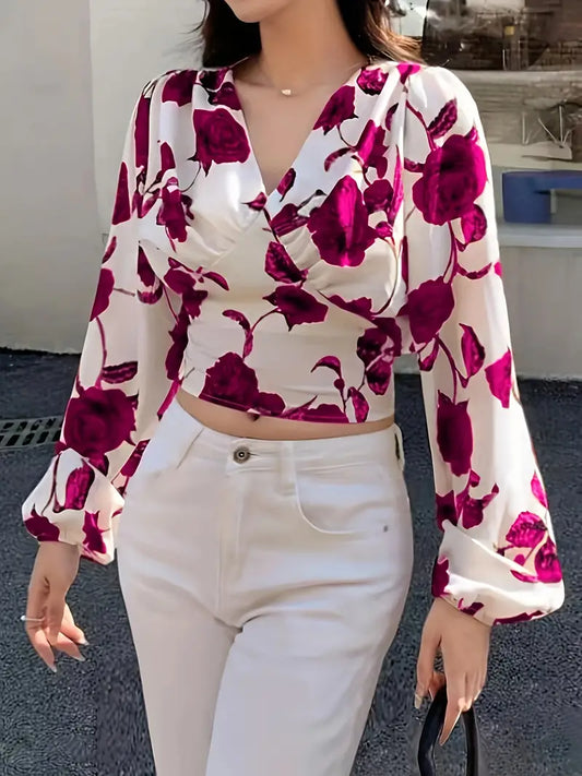 Cropped Blouse With V-Neck and Bow On The Back With Rose Print