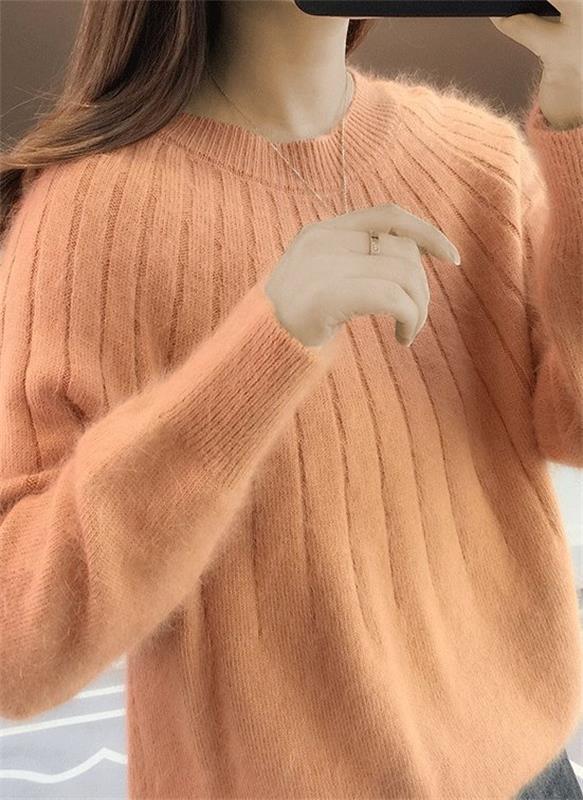 Fluffy cashmere knitted jumper