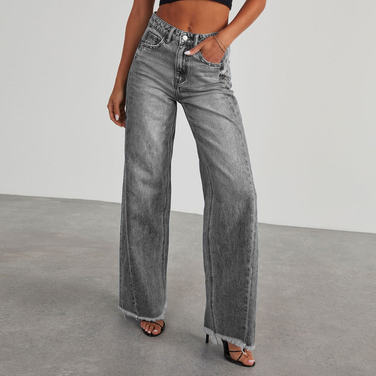 Women - Wide Leg Jeans - High Waisted, Trendy Denim - Stylish & Comfortable Fashion Pants