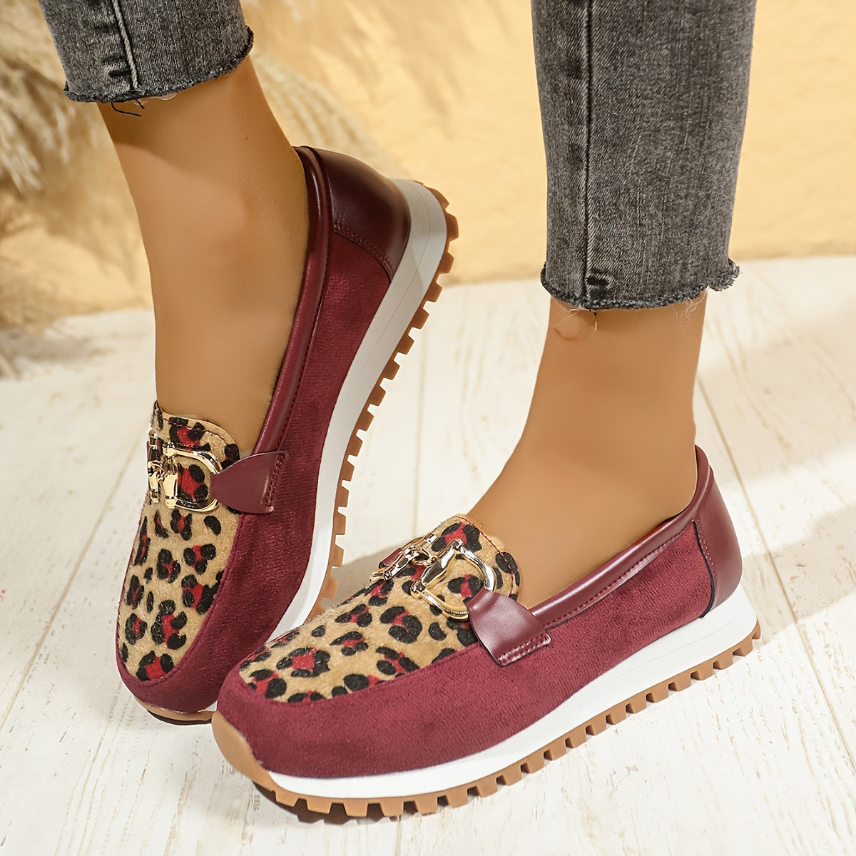 Women's - Slip-On Loafers - Leopard Print, Non-Slip & Comfortable - Trendy Footwear for Everyday Wear