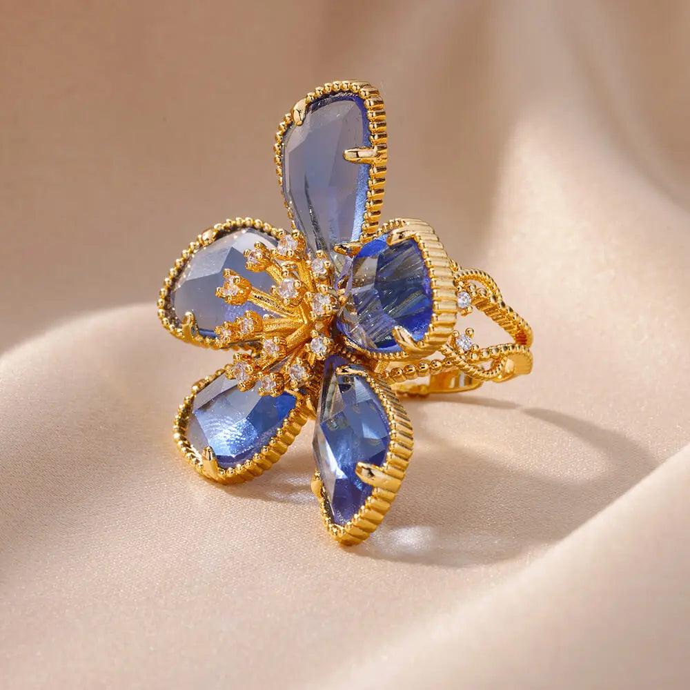 Statement ring with crystal flower