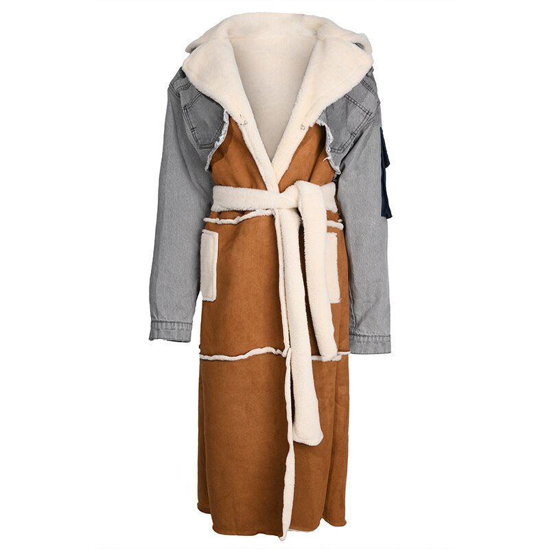 Trendsetter - Stylish coat with a unique combination