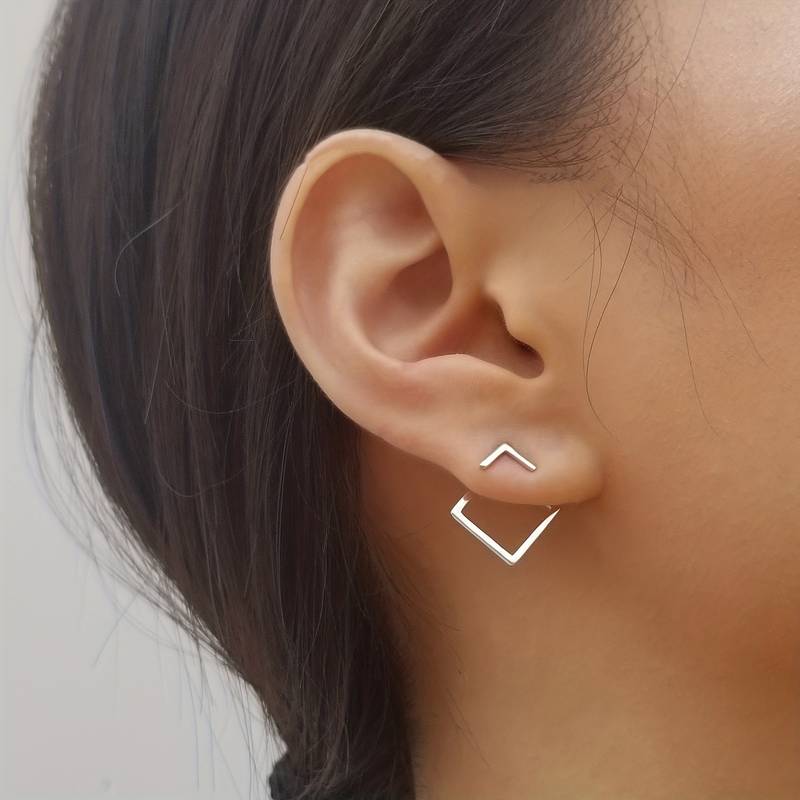 Connected rhombus earrings