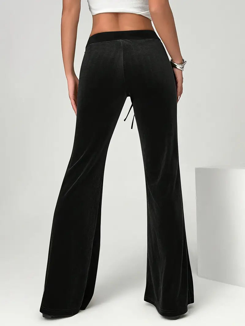 Women - Wide-Leg Trousers - Velvet - Stylish and Comfortable Velvet Wide-Leg Trousers for Women