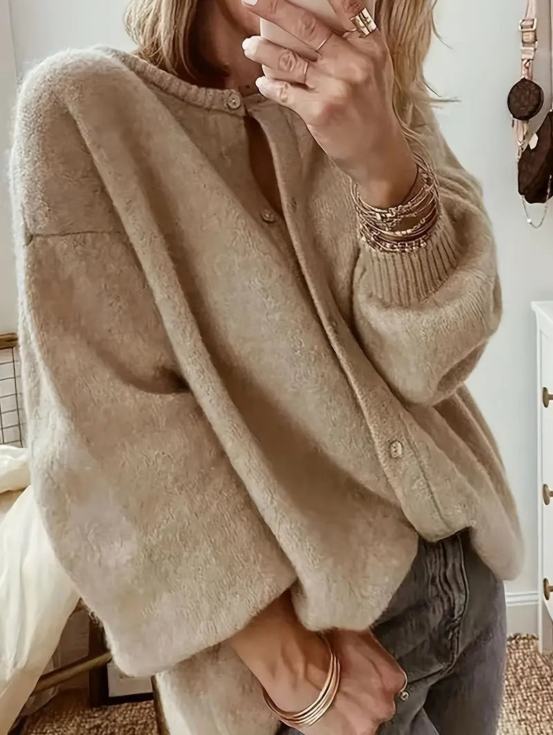 Plain Long-sleeved Sweater with Round Neck