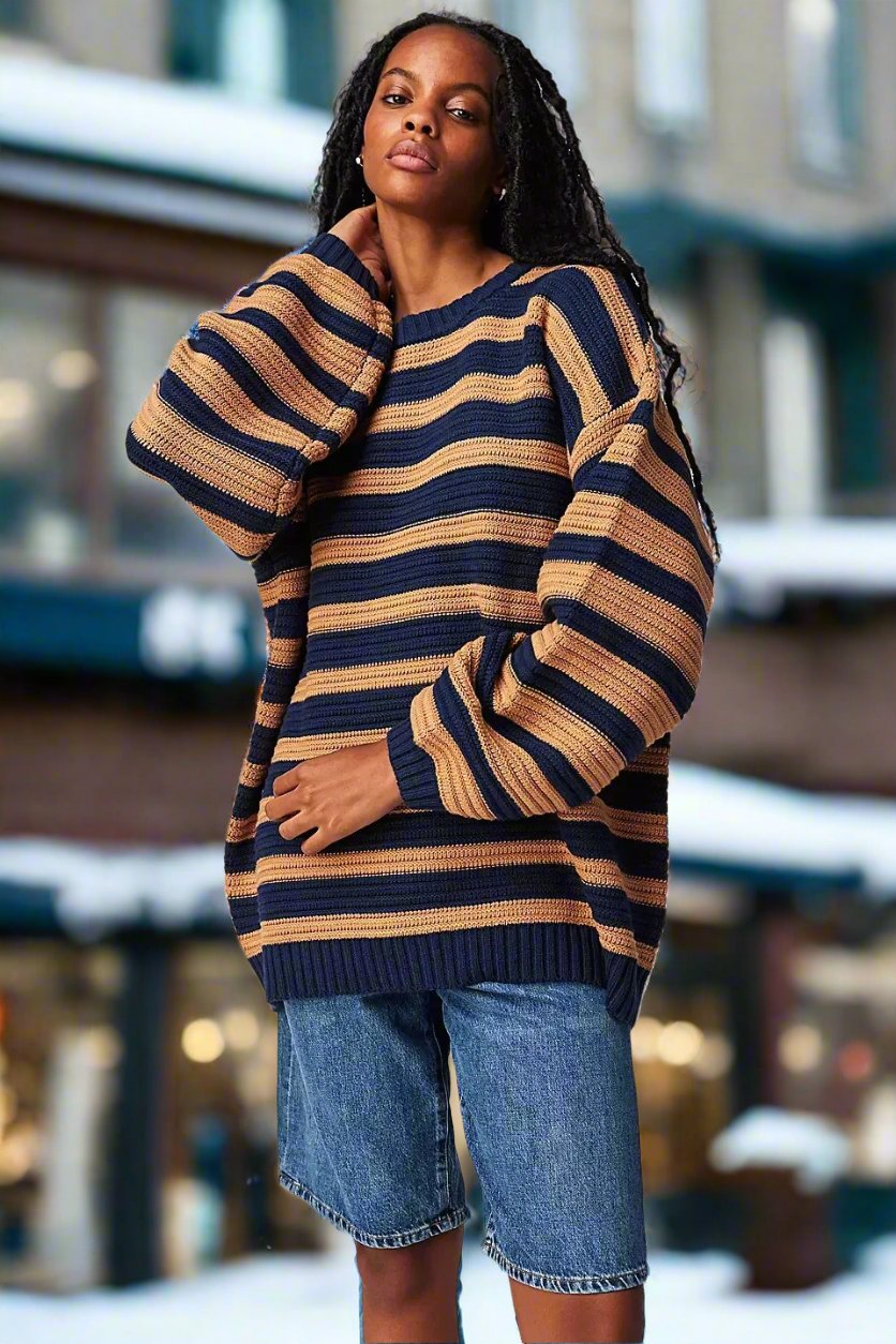 Women - Striped Knit Jumper - Cozy Casual Style for Everyday Comfort - Perfect for Layering